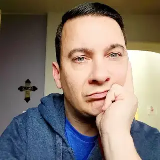 Aaron Brezik